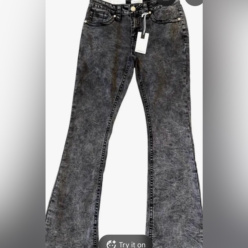 Fire & Rain Bootcut Lowrise Acid Wash Y2K Denim